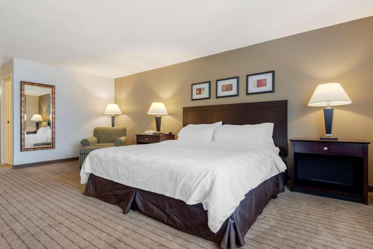 Clarion Inn Elmira-Horseheads Exterior photo